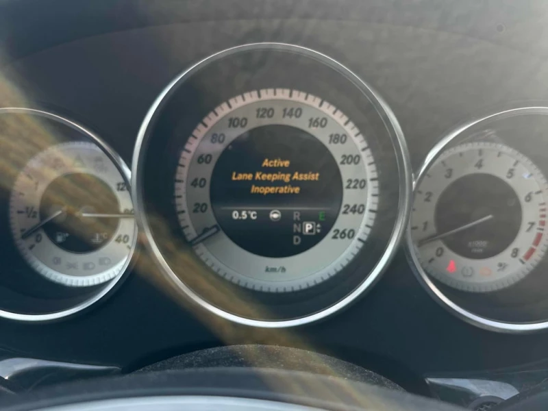 Mercedes-Benz CLS 550 4MATIC * ДИСТРОНИК* 360 КАМЕРА* ОБДУХВАНЕ* , снимка 12 - Автомобили и джипове - 53407699
