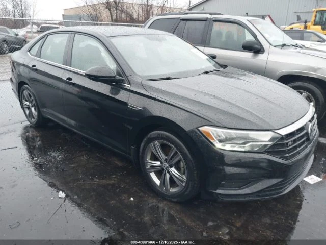 VW Jetta R-line* Keyless* Камера* Blind s.* 