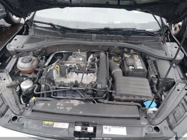 VW Jetta R-line* Keyless* Камера* Blind s.* , снимка 13 - Автомобили и джипове - 53030925