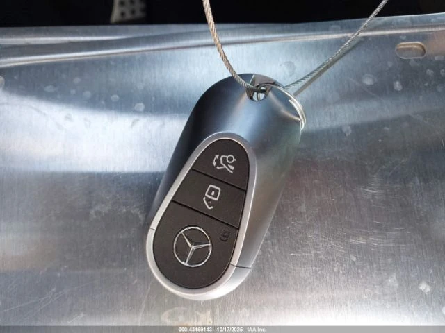 Mercedes-Benz CLE 300 4MATIC КУПИ СЕГА, снимка 11 - Автомобили и джипове - 54401619