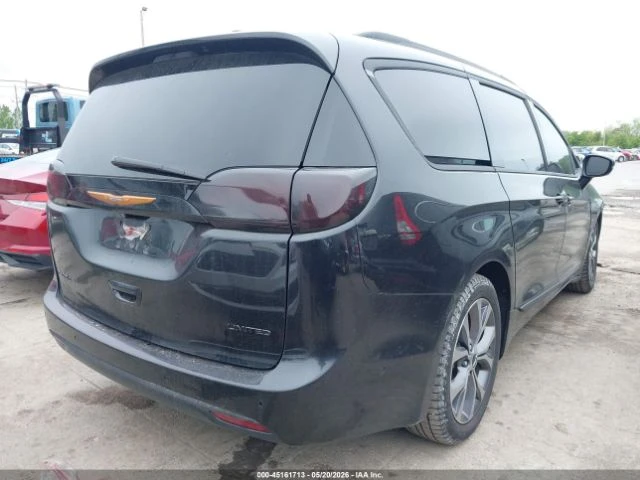 Chrysler Pacifica 3.6 LIMITED, снимка 11 - Автомобили и джипове - 54748081