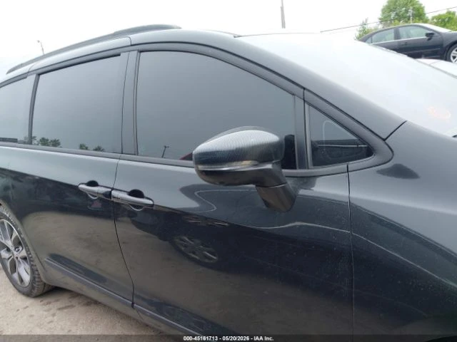 Chrysler Pacifica 3.6 LIMITED, снимка 2 - Автомобили и джипове - 54748081