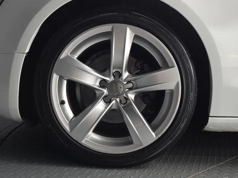 Audi A5 35 Tdi Quattro Sportback 8Ta, снимка 5 - Автомобили и джипове - 54995663