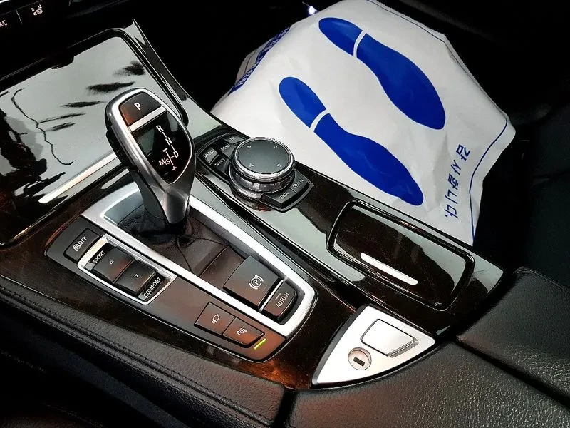 BMW 528 I M AERODYNAMICS, снимка 9 - Автомобили и джипове - 55118694