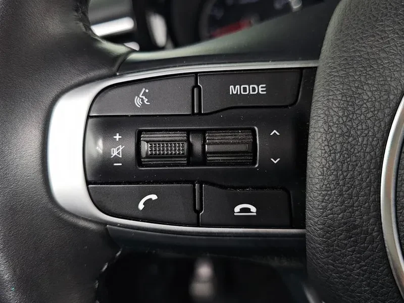 Kia K5 2.0 Lpi , снимка 16 - Автомобили и джипове - 56502625