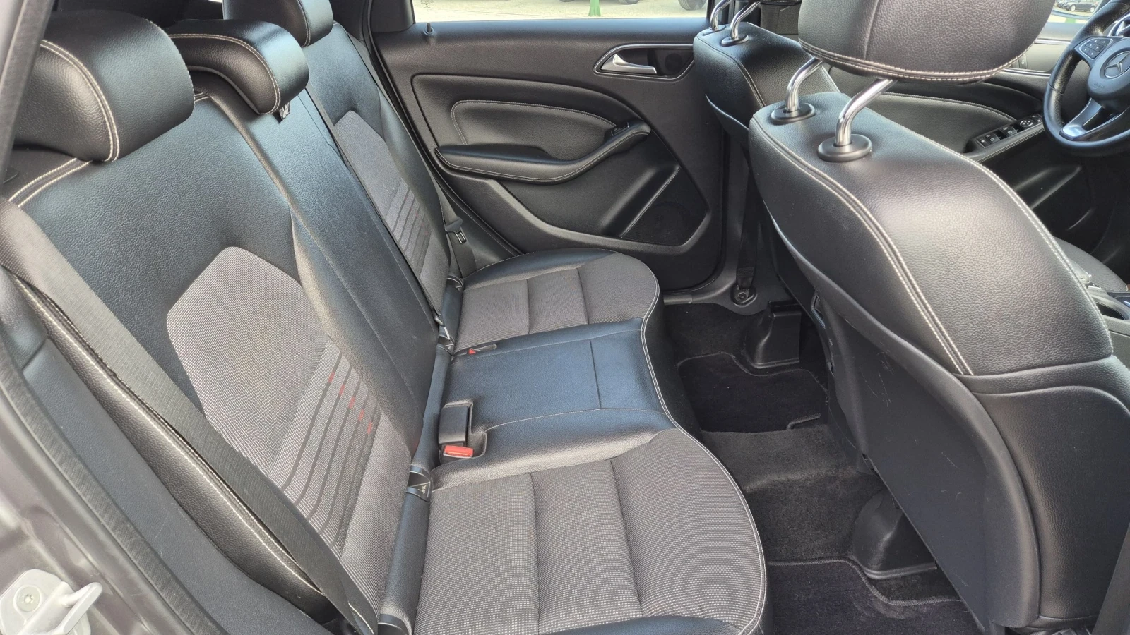 Mercedes-Benz B 180 1.5дизел 109к.с. | Mobile.bg — изображение 15