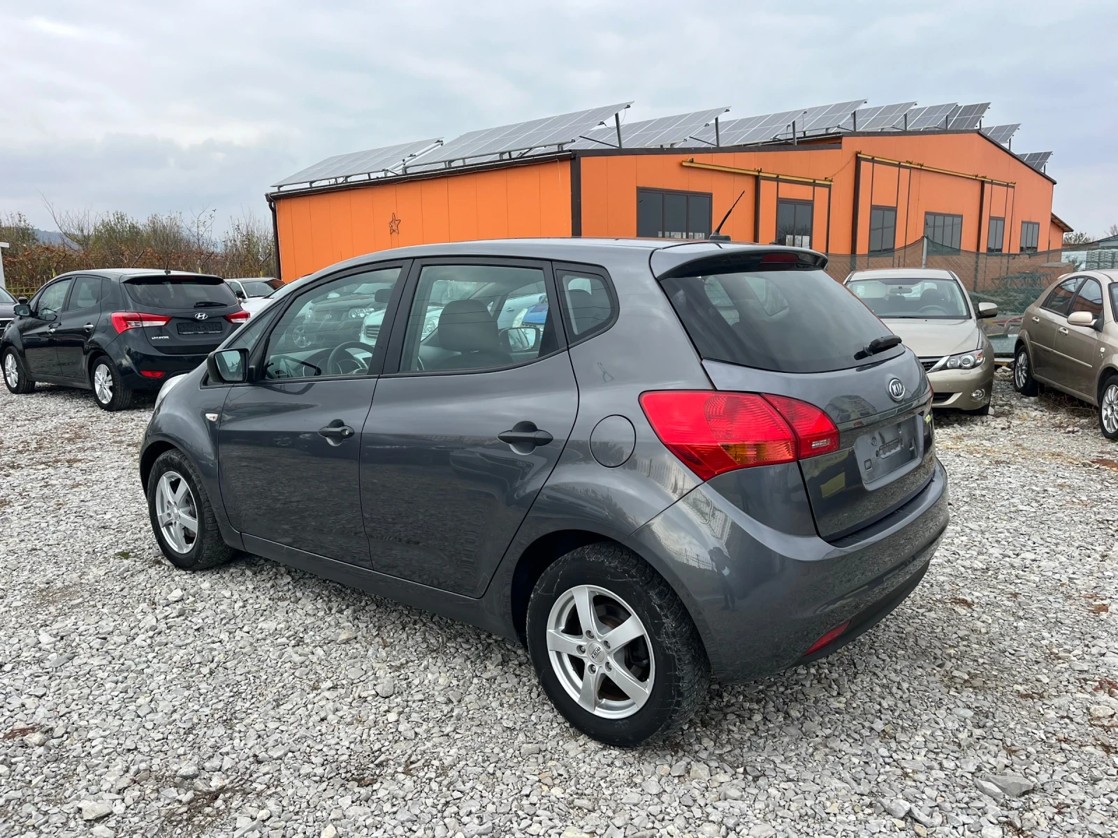 Kia Venga 1.4-75кс - изображение 2