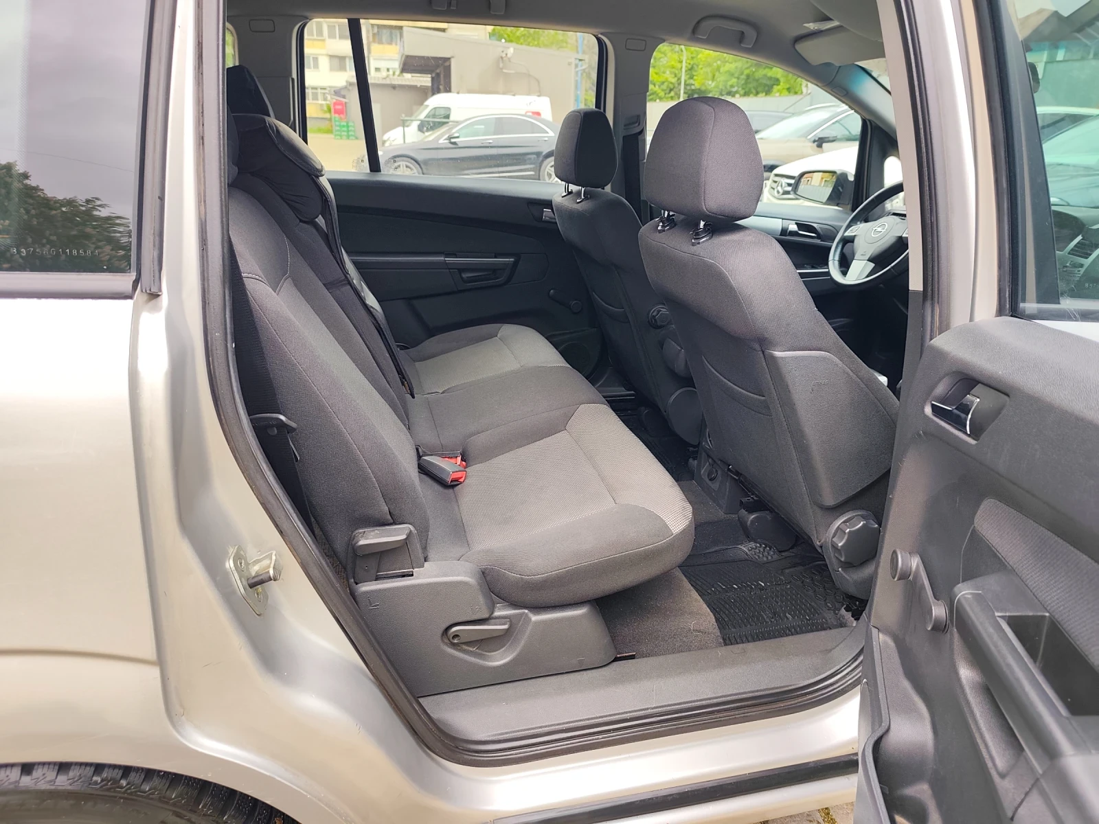 Opel Zafira 1.8 ГАЗ-ИНЖ 7 МЕСТА! * КЛИМАТРОНИК* ТОП!!, снимка 12 - Автомобили и джипове - 54145337