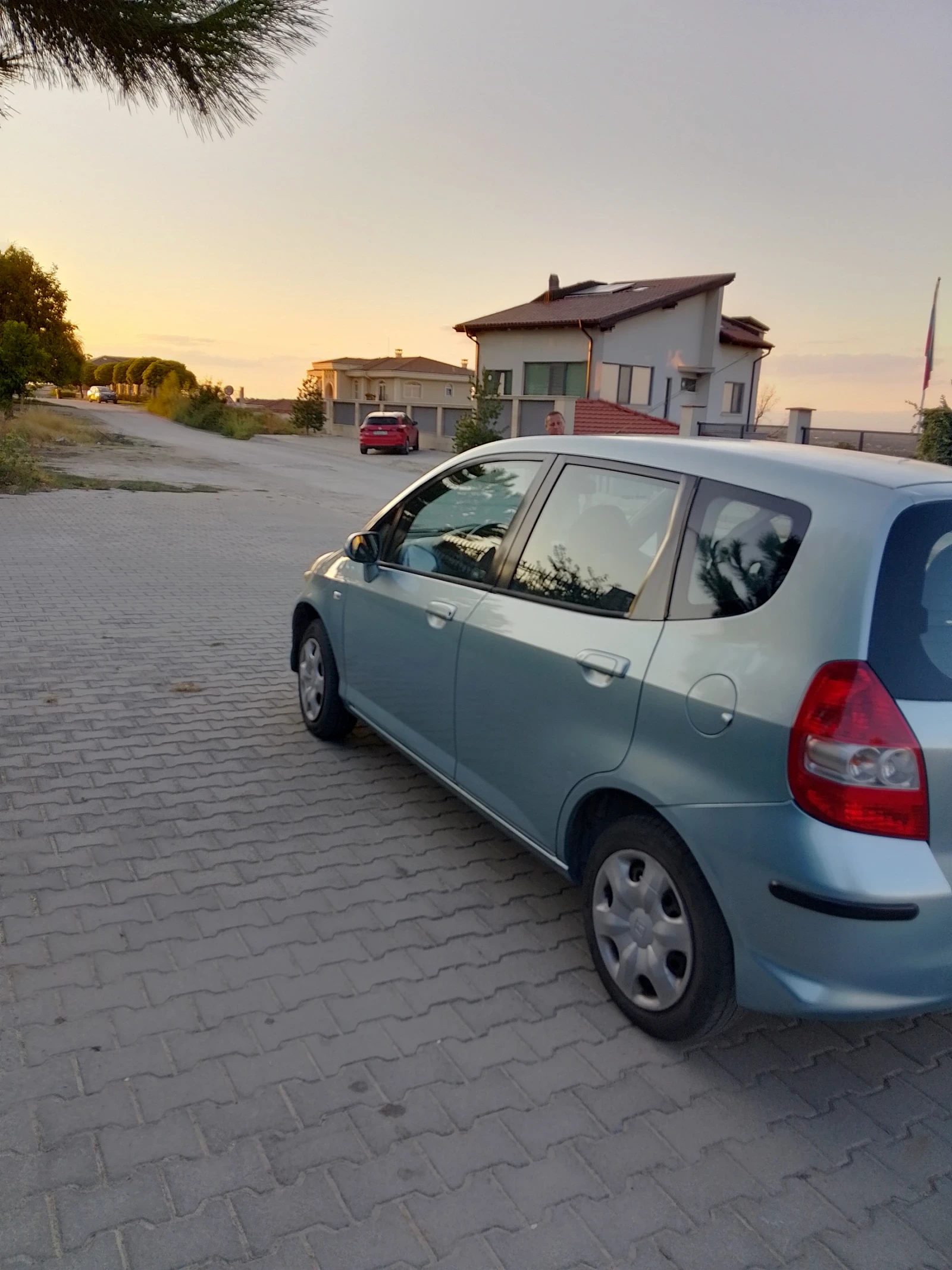 Honda Jazz  - изображение 4