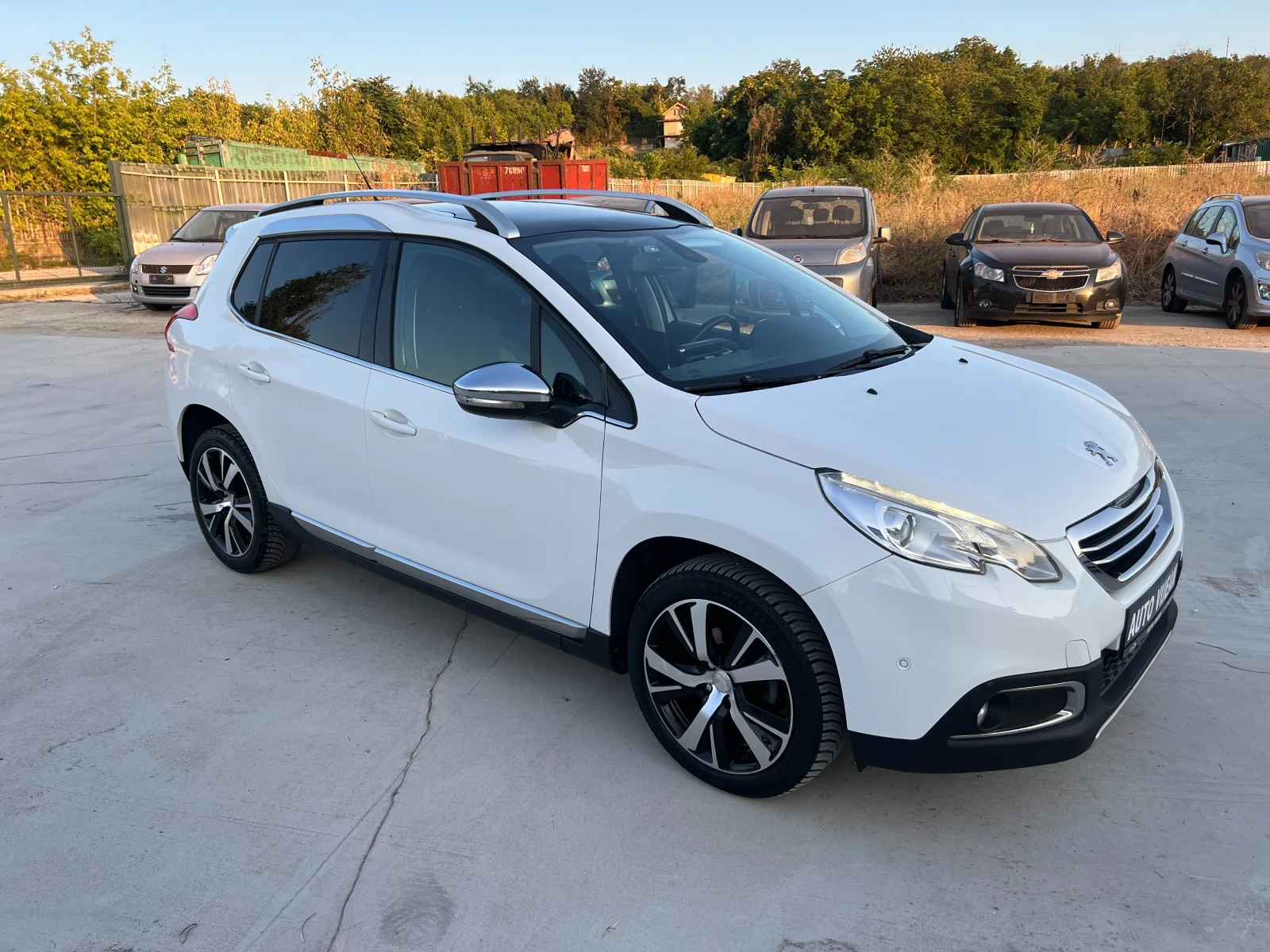 Peugeot 2008 1.6E-HDI-92 к.с - изображение 3