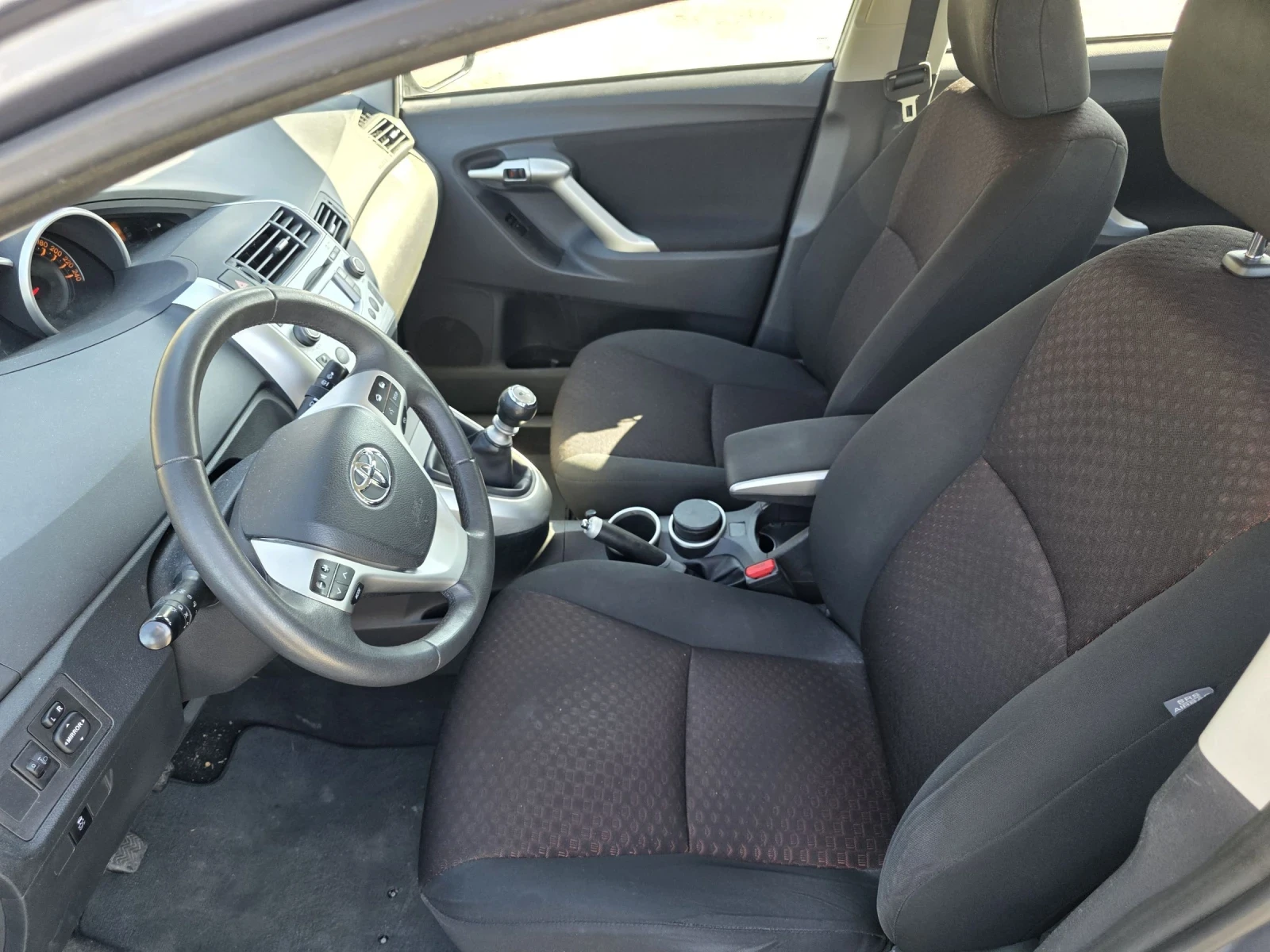 Toyota Verso 1.8i SWISS EDITION 149000km - изображение 8
