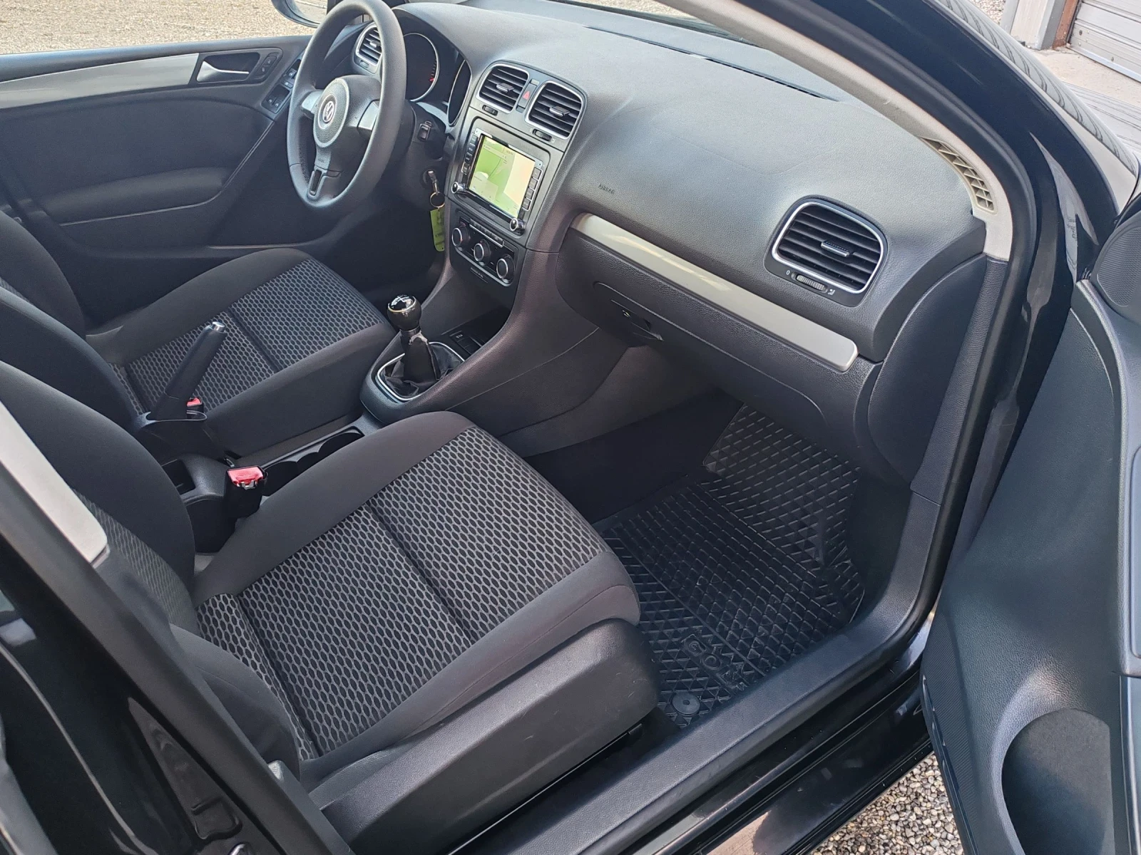 VW Golf 1.4i 80kc  | Mobile.bg — изображение 10