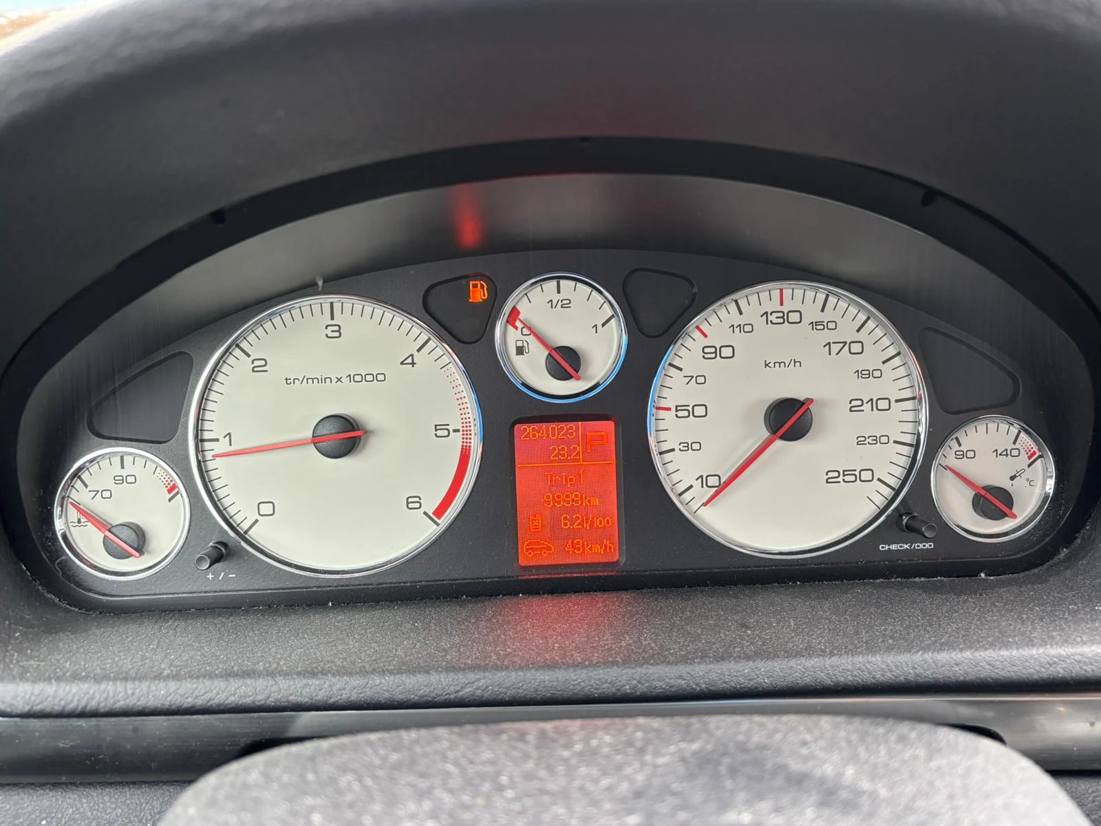 Peugeot 407 / 2.0 HDI / 163 HP / AUTOMAT / EURO 5 / | Mobile.bg   13