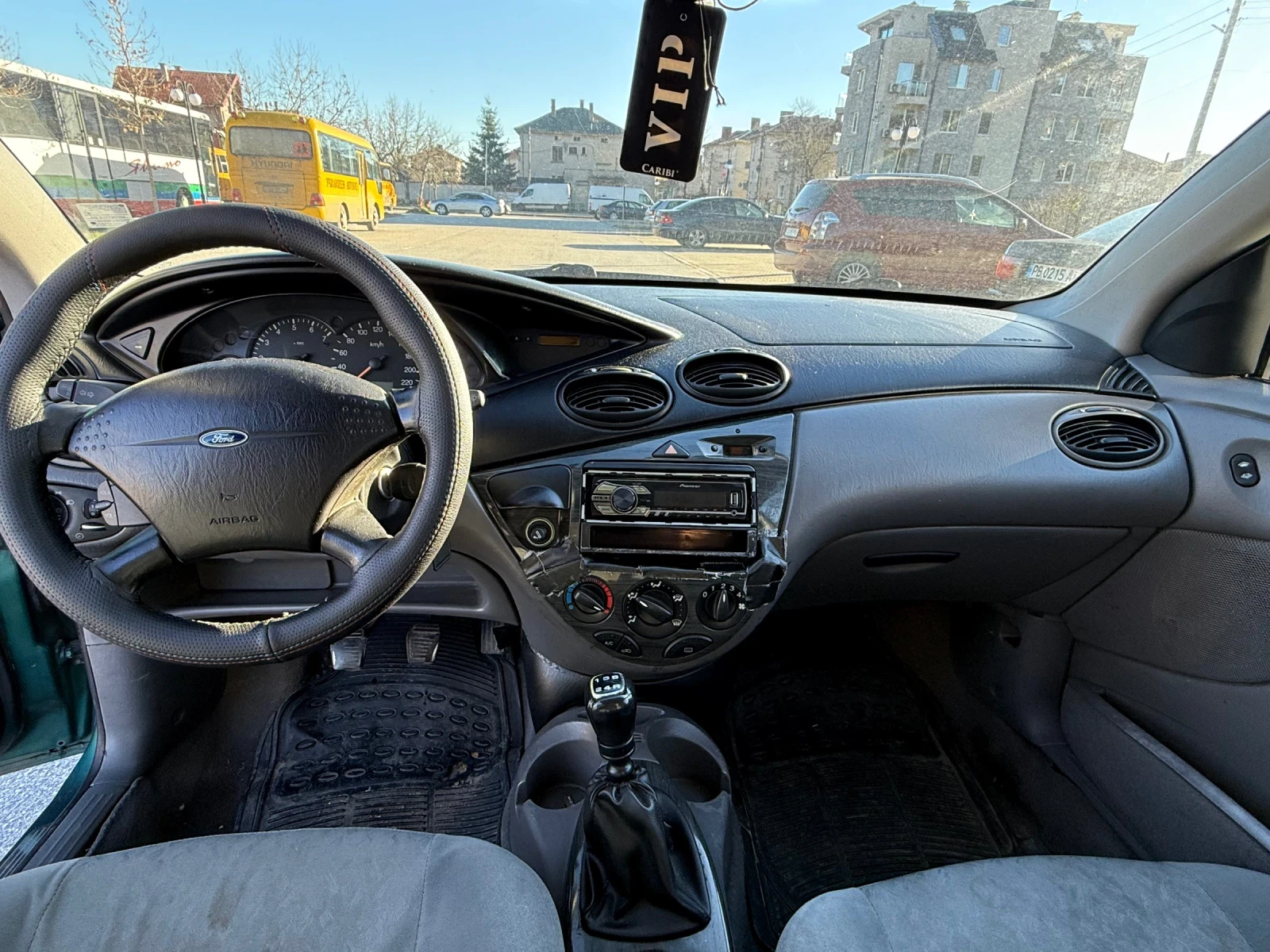 Ford Focus 1.8  - изображение 8