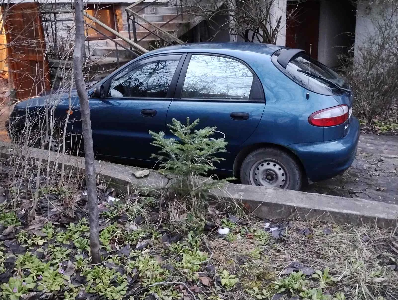 Daewoo Lanos, снимка 4 - Автомобили и джипове - 53839861