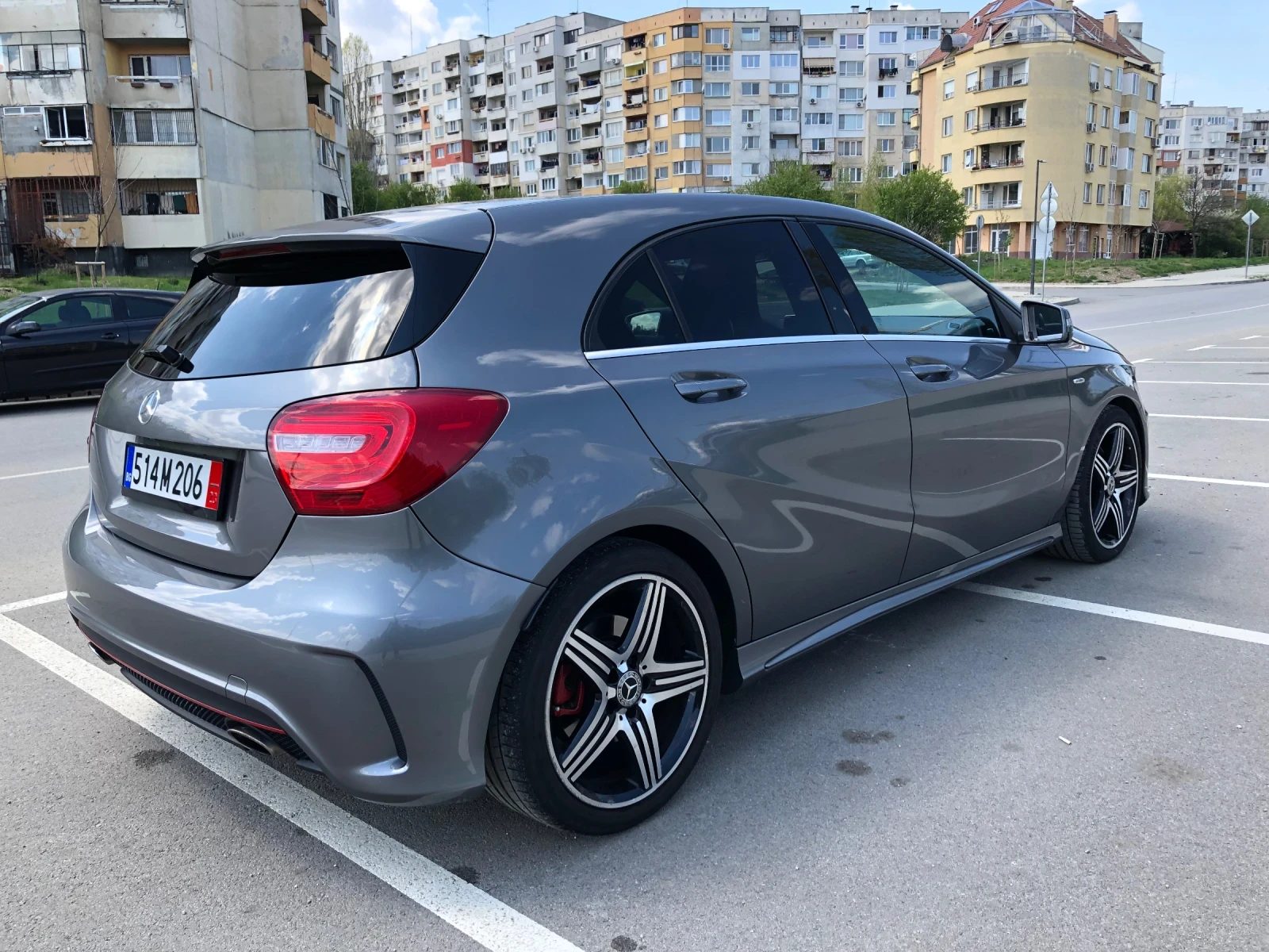 Mercedes-Benz A 250 AMG 4 MATIC, снимка 7 - Автомобили и джипове - 53876626