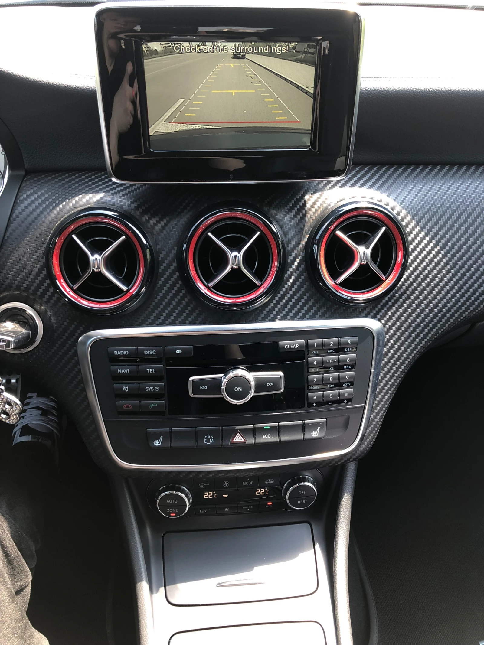 Mercedes-Benz A 250 AMG 4 MATIC, снимка 12 - Автомобили и джипове - 53876626