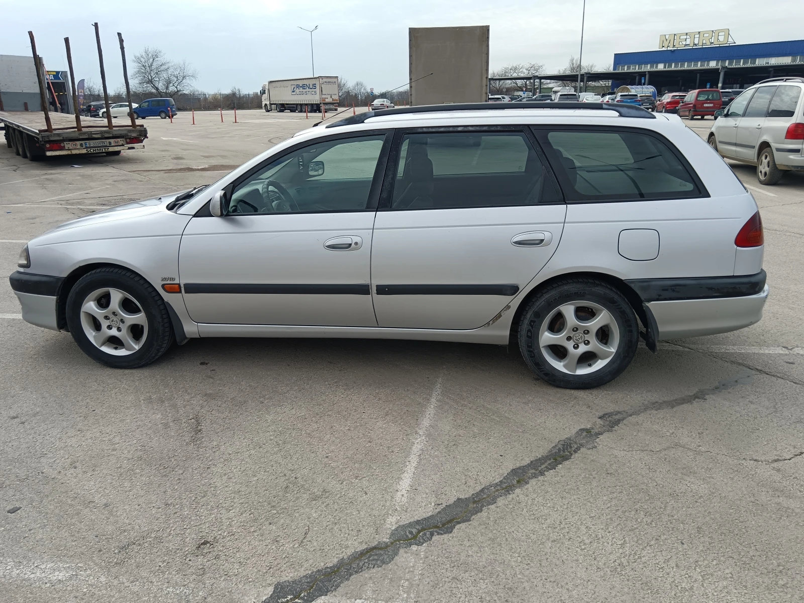 Toyota Avensis, снимка 2 - Автомобили и джипове - 54182681