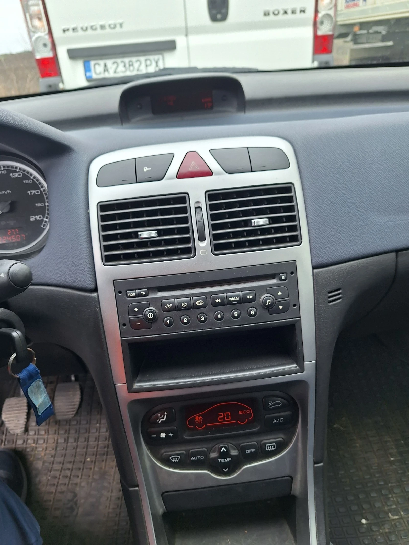 Peugeot 307 SW, снимка 16 - Автомобили и джипове - 54285713