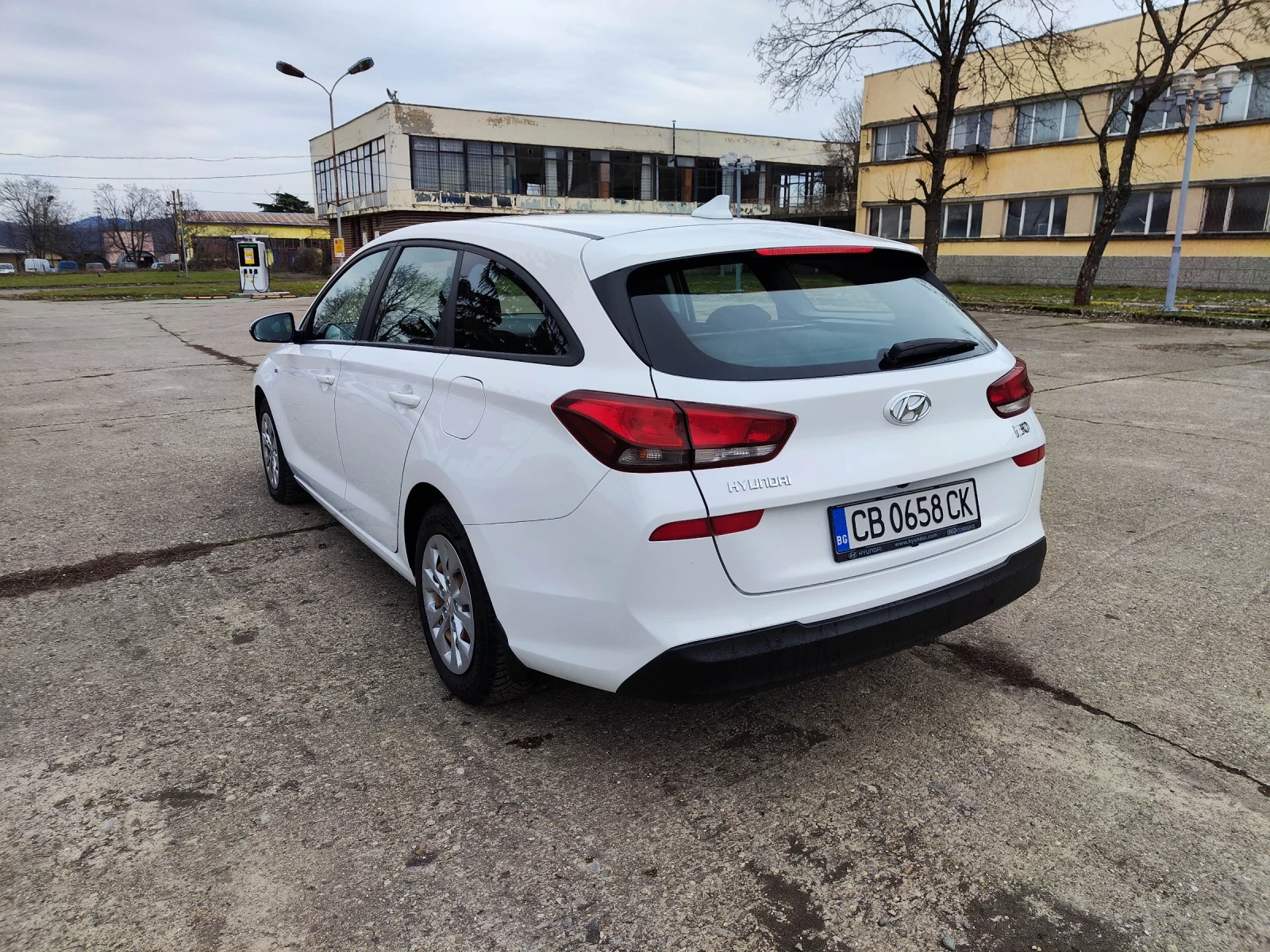 Hyundai I30 Hyundai i30 (PDE) 1.6 CRDi 48V Mild Hybrid, снимка 5 - Автомобили и джипове - 54405110