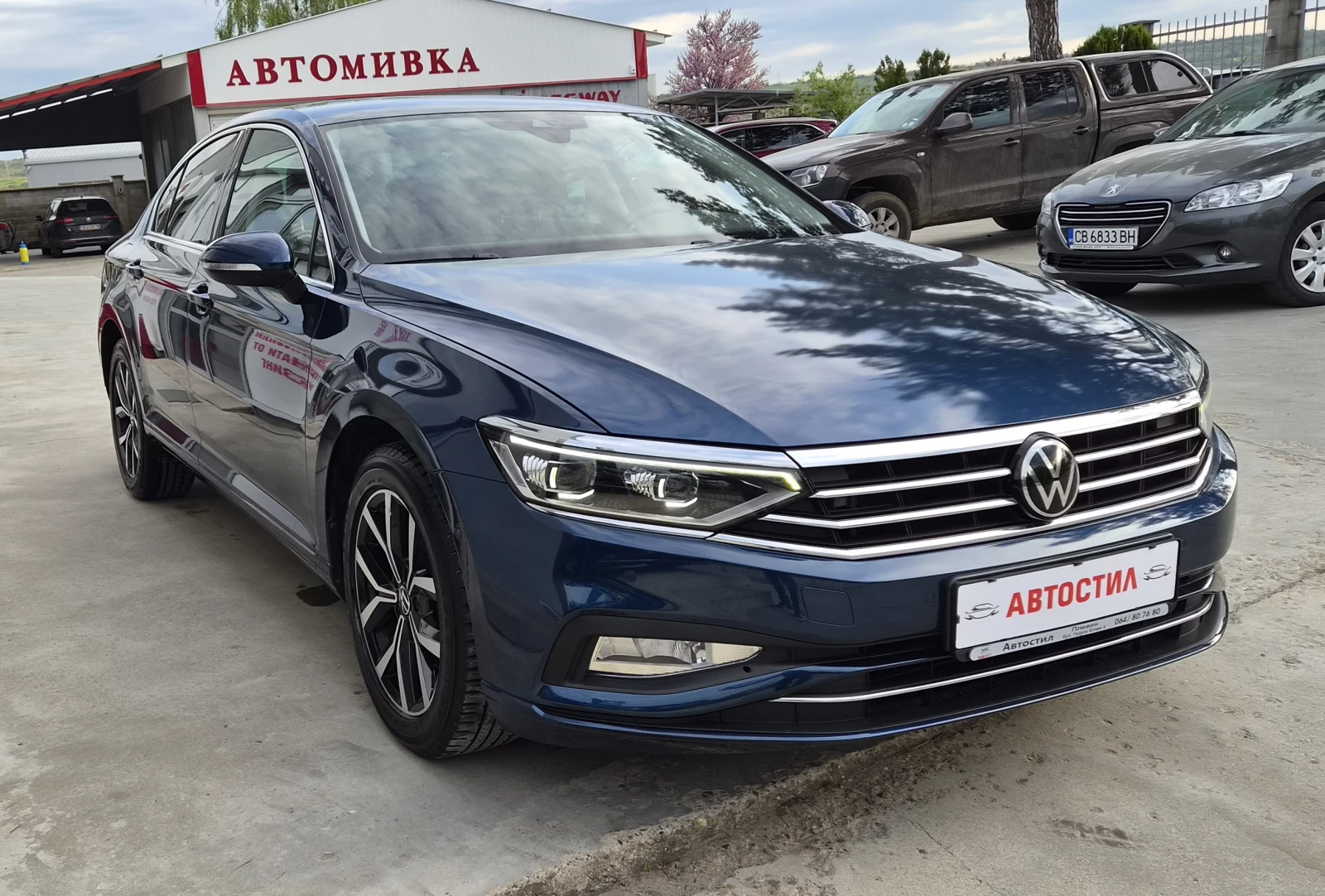 VW Passat СЕДАН 2.0TDI 150к.с. MATRIX, снимка 3 - Автомобили и джипове - 54429224