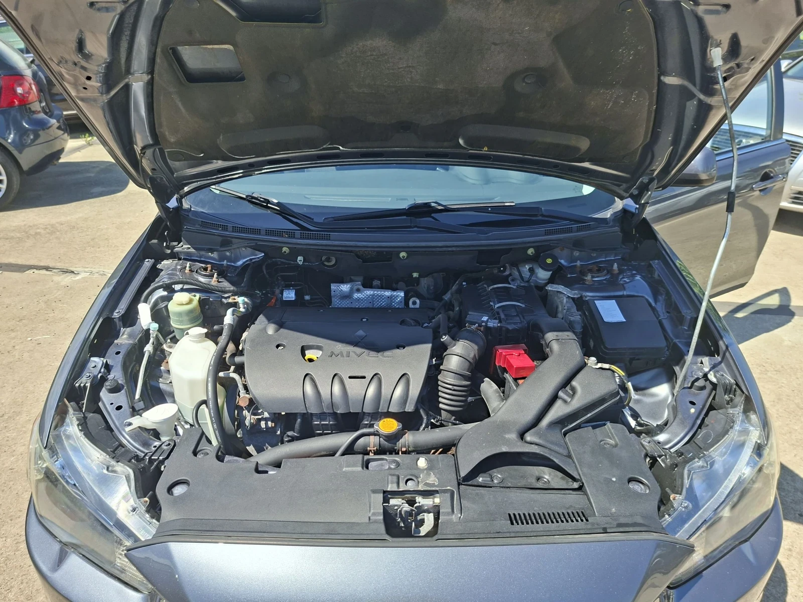 Mitsubishi Lancer 1.8i Mivec, снимка 12 - Автомобили и джипове - 54573289