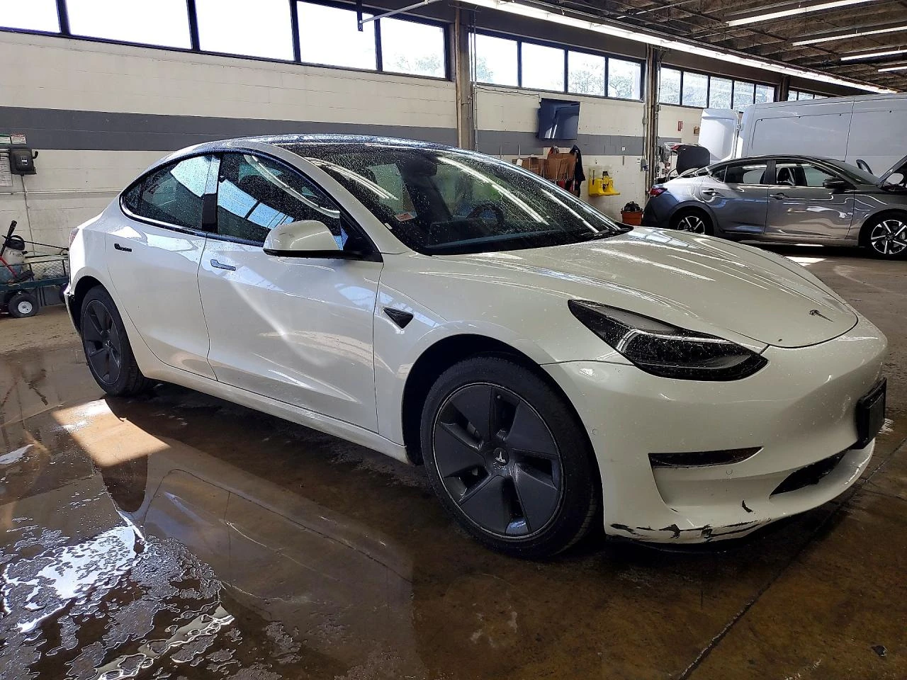 Tesla Model 3, снимка 4 - Автомобили и джипове - 54624003
