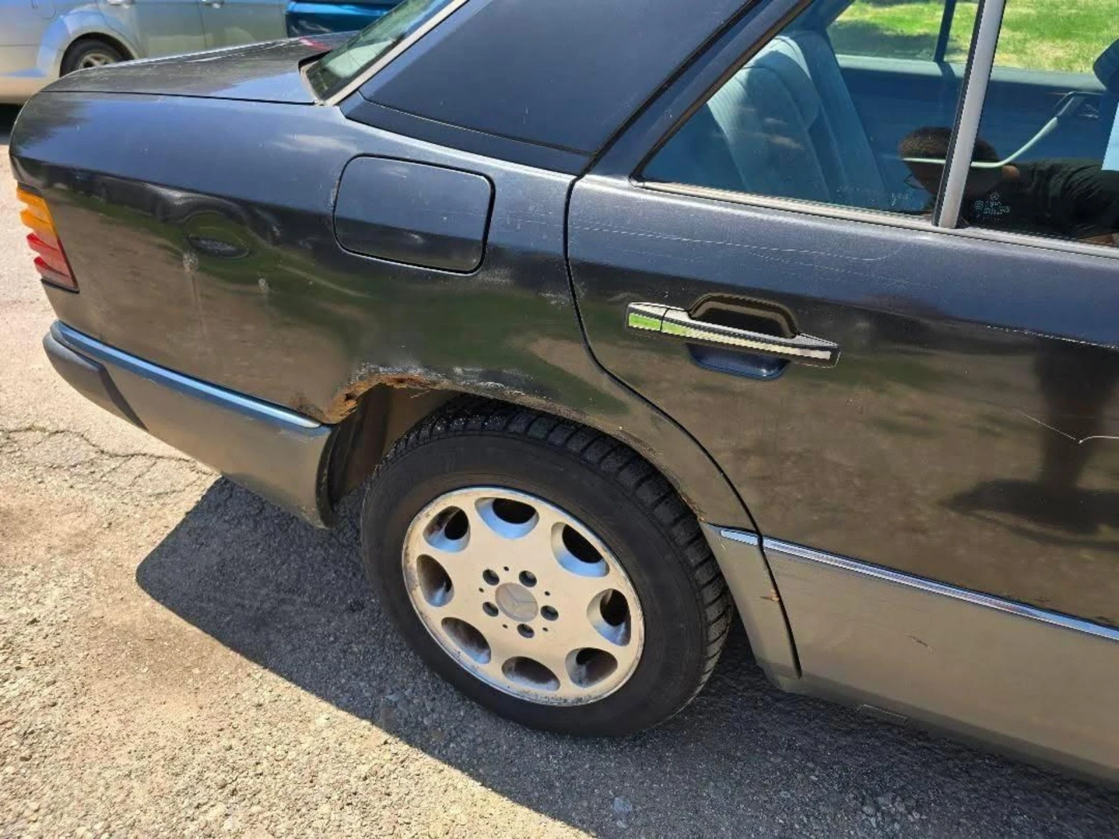 Mercedes-Benz 124, снимка 9 - Автомобили и джипове - 55058218