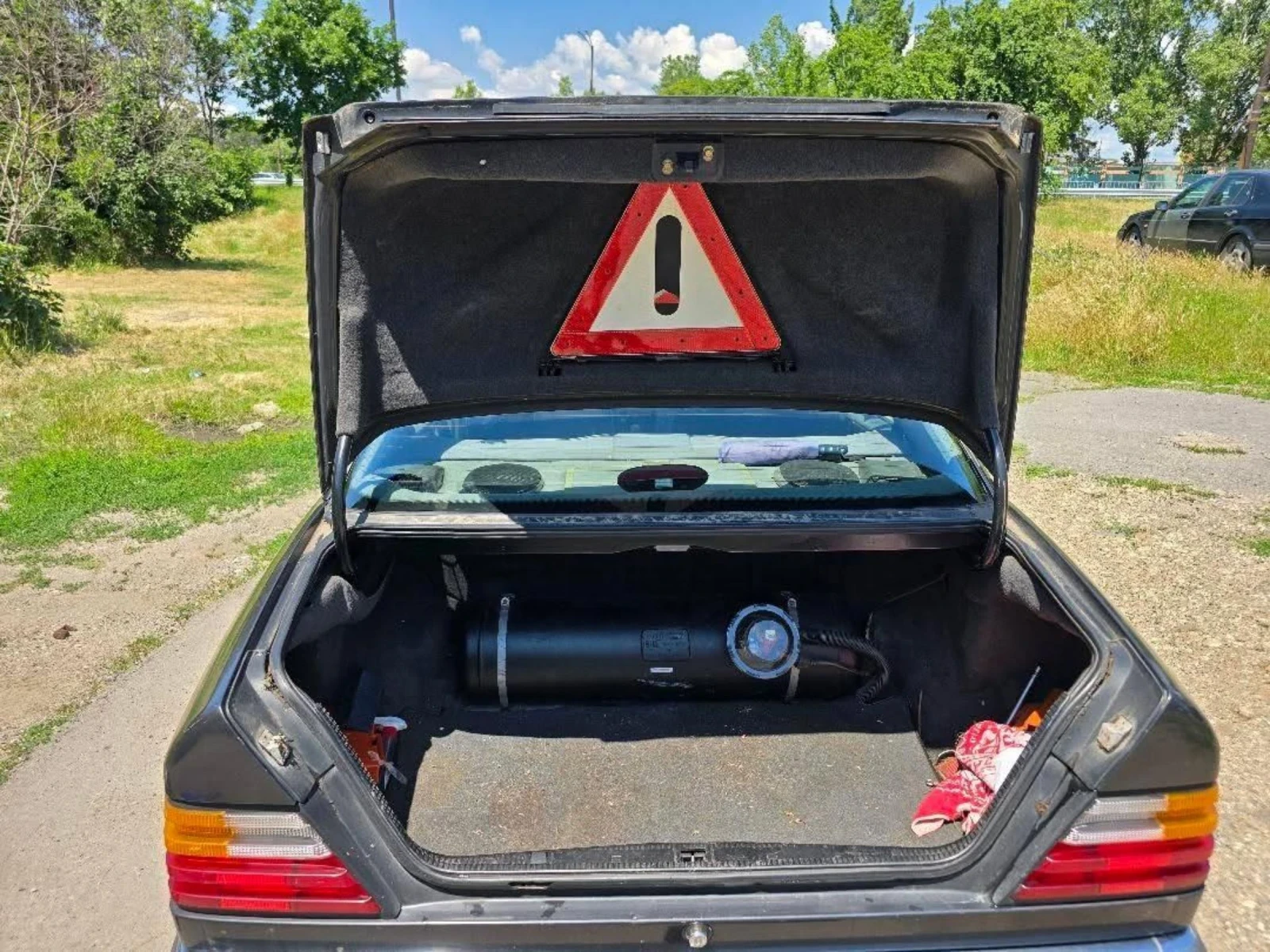 Mercedes-Benz 124, снимка 14 - Автомобили и джипове - 55058218