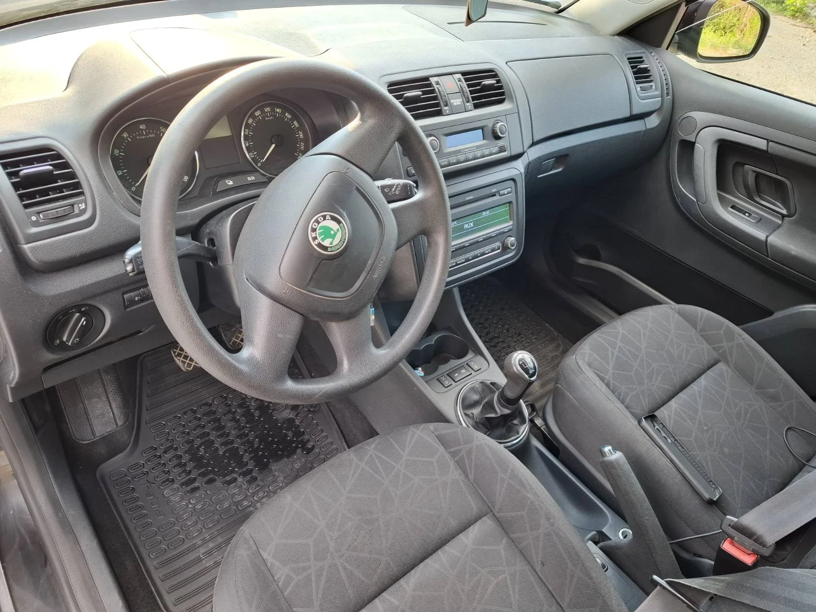 Skoda Fabia 1.2 Turbo, снимка 4 - Автомобили и джипове - 55313643