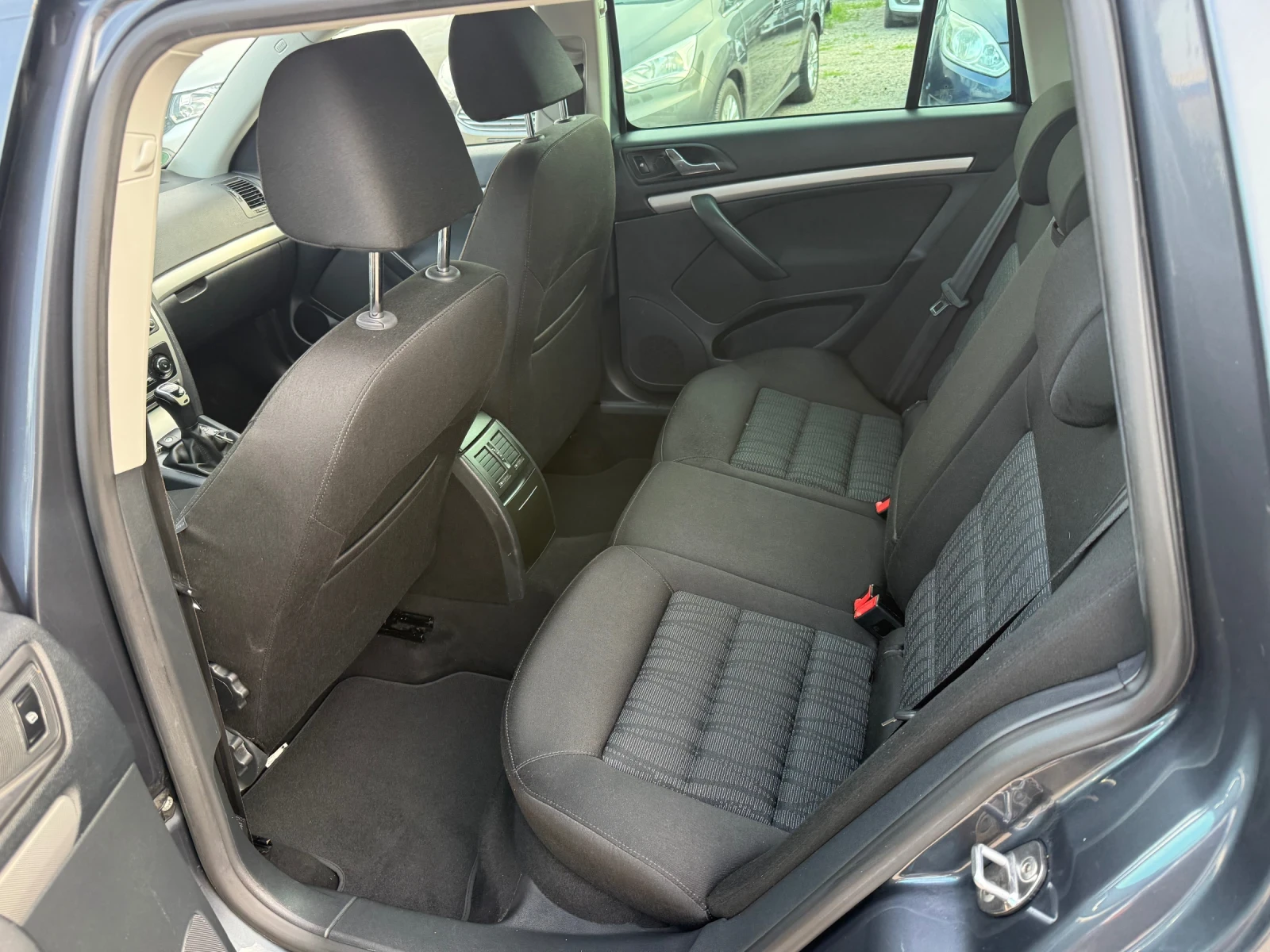 Skoda Octavia 1.6 TDI 105 �.� ������ | Mobile.bg � ����������� 11