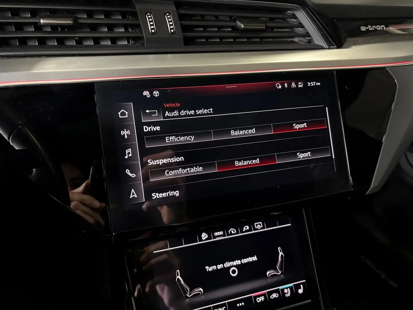 Audi E-Tron Q8 LOADED ЦЕНА ДО БЪЛГАРИЯ АВТОКРЕДИТ, снимка 15 - Автомобили и джипове - 55861008