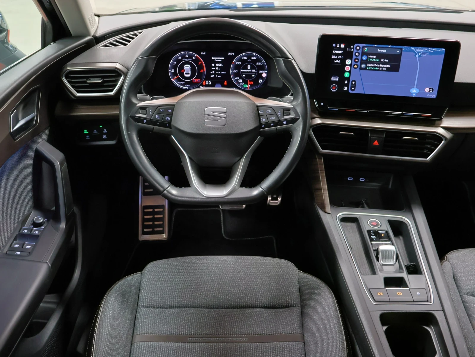 Seat Leon ST | 1.5 eTSI | DSG | LED | ACC | Camera, снимка 8 - Автомобили и джипове - 56012567