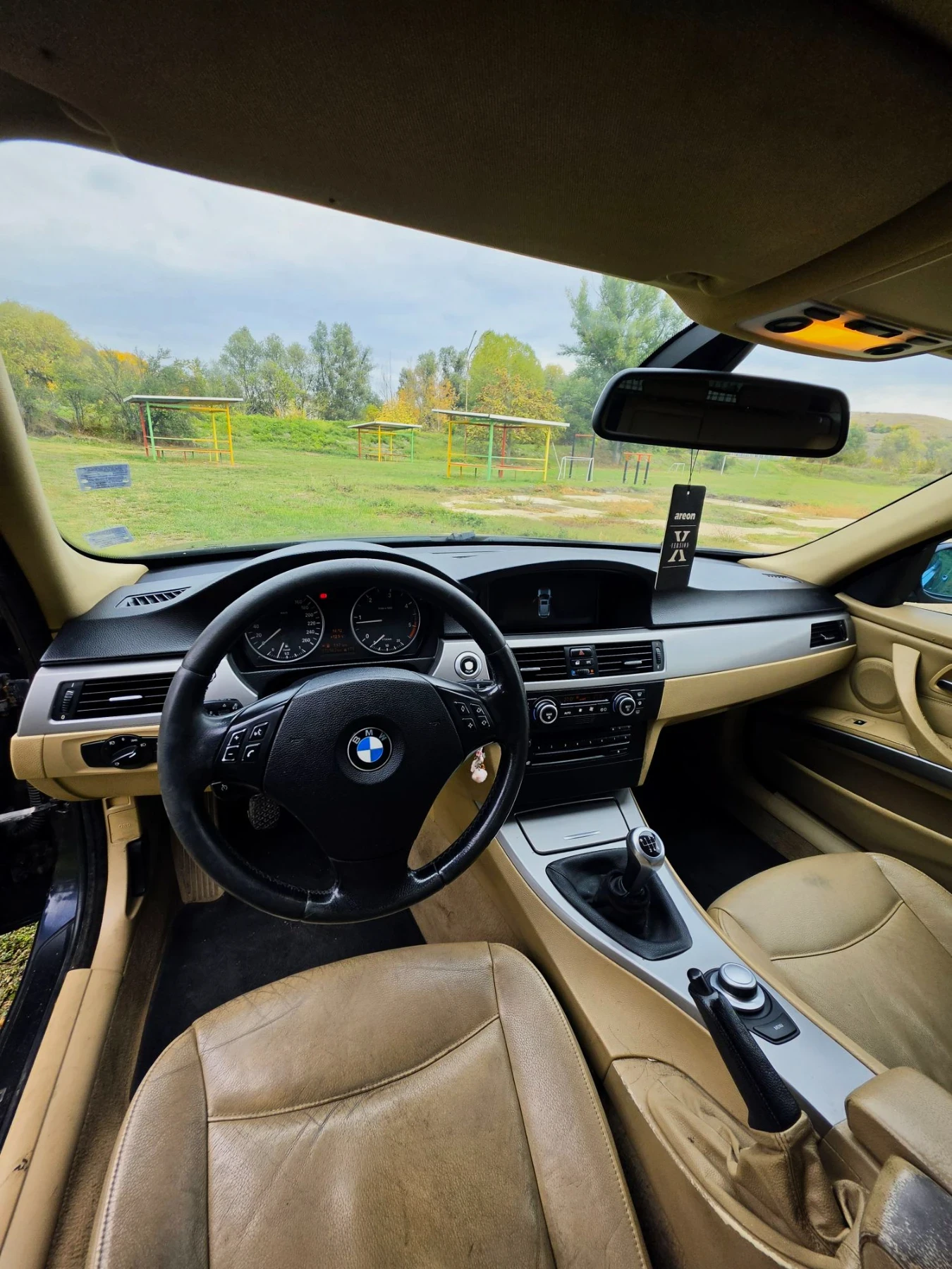BMW 320, снимка 7 - Автомобили и джипове - 56589108