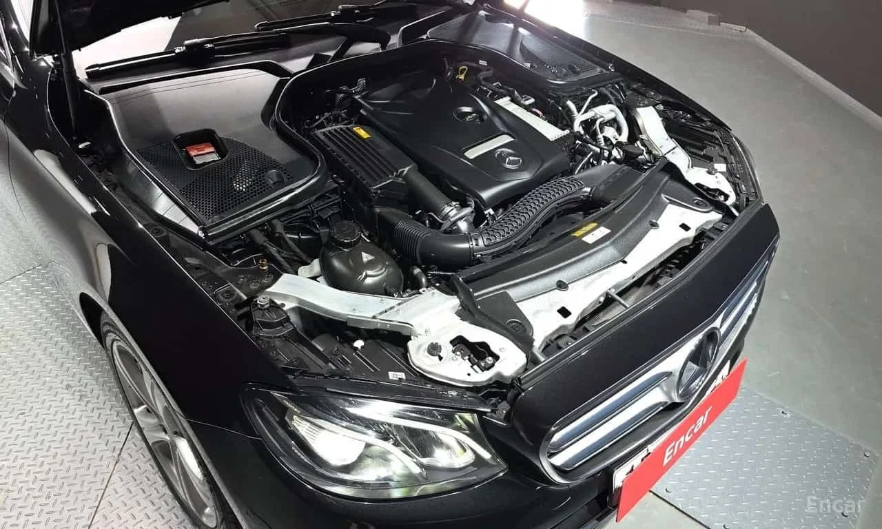 Mercedes-Benz E 200 * E200 Avantgarde * , снимка 6 - Автомобили и джипове - 56614406