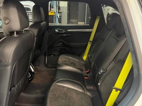 Porsche Cayenne GTS ЦЕНА ДО БЪЛГАРИЯ АВТОКРЕДИТ, снимка 12