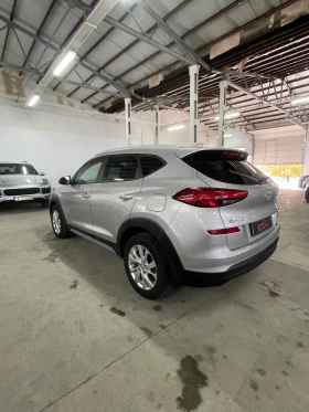 Hyundai Tucson 4х4/HTRAC/27000км/камера/подгрев/НОВА!!! - 39500 лв. / 20196.03 € - 10353651 5