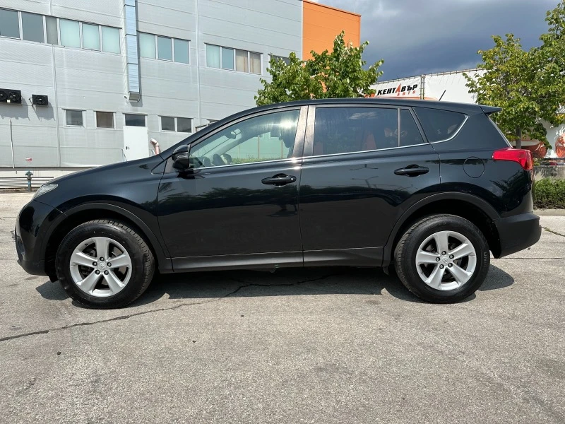 Toyota Rav4 2.0 d4d/Нави, снимка 2 - Автомобили и джипове - 46694378