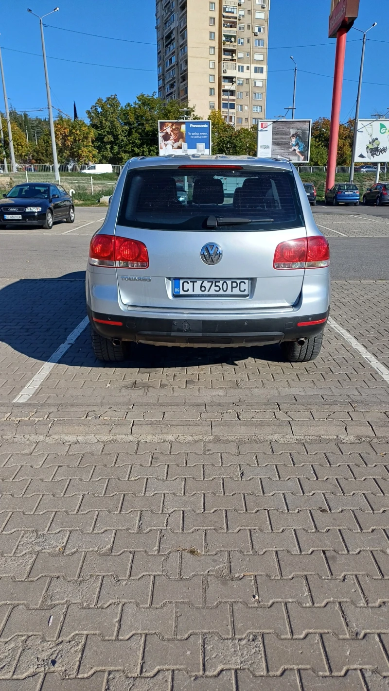 VW Touareg, снимка 4 - Автомобили и джипове - 47721675