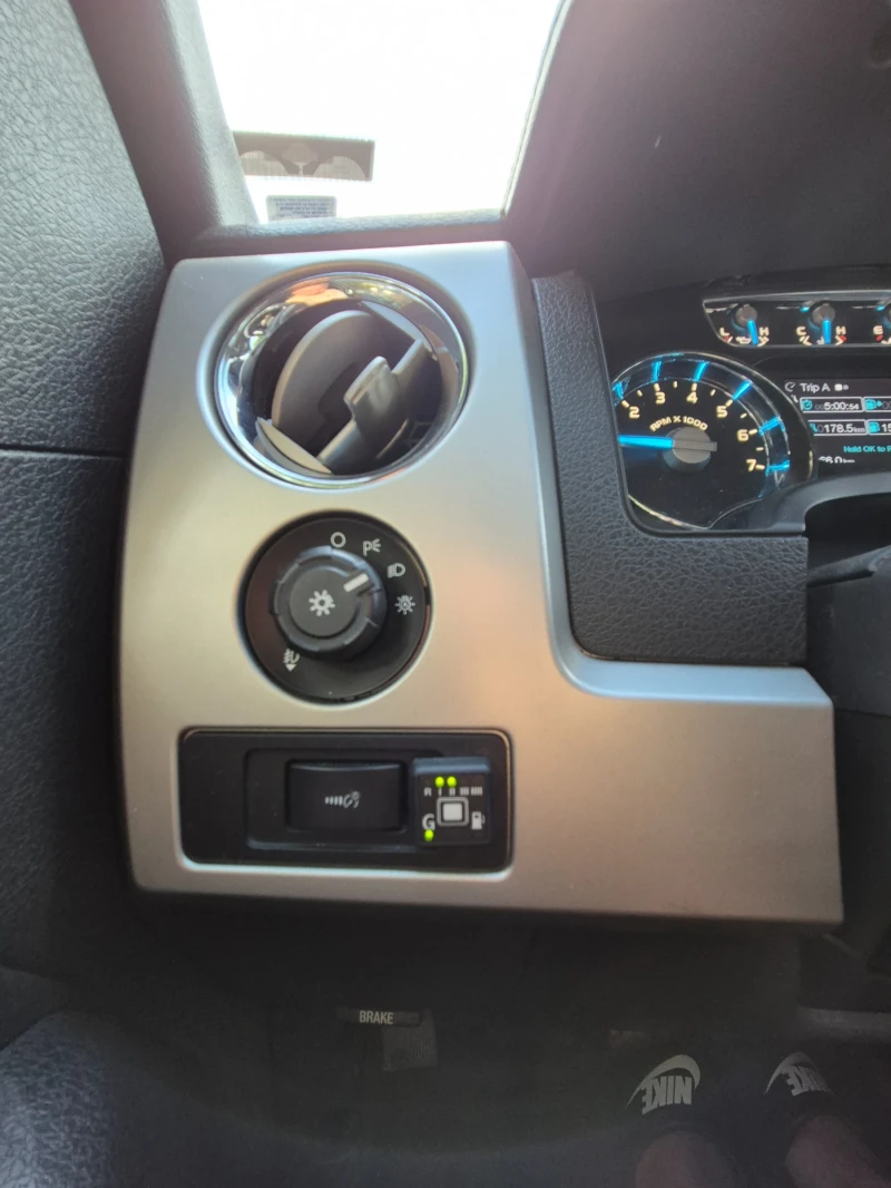 Ford F150 F150 LARIAT 5.0 COYOTE, снимка 12 - Автомобили и джипове - 52848992