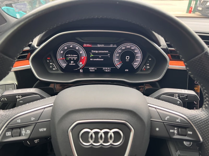 Audi Q3 Sline/40ТFSI/190k.c./7AT/QUATTRO, снимка 11 - Автомобили и джипове - 51870090