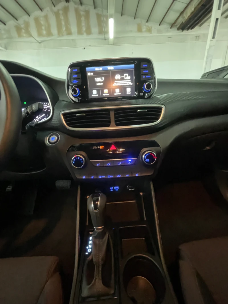 Hyundai Tucson 4х4/HTRAC/27000км/камера/подгрев/НОВА!!!, снимка 17 - Автомобили и джипове - 52484847