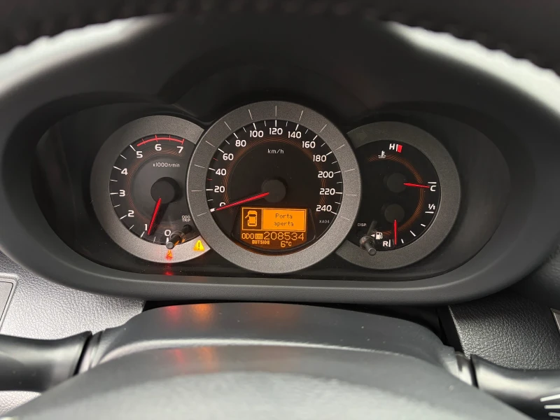 Toyota Rav4 2.2D4D-136 k.c., снимка 11 - Автомобили и джипове - 52747983