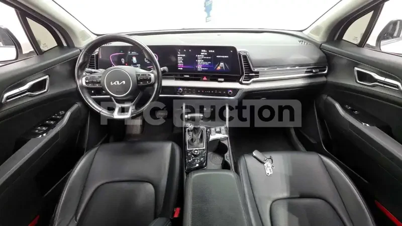 Kia Sportage 1.6 T-GDI| DISTRONIC| КАМЕРА| ПОДГРЕВ| ВКЛ.ТЕХНОТЕ, снимка 2 - Автомобили и джипове - 54360165