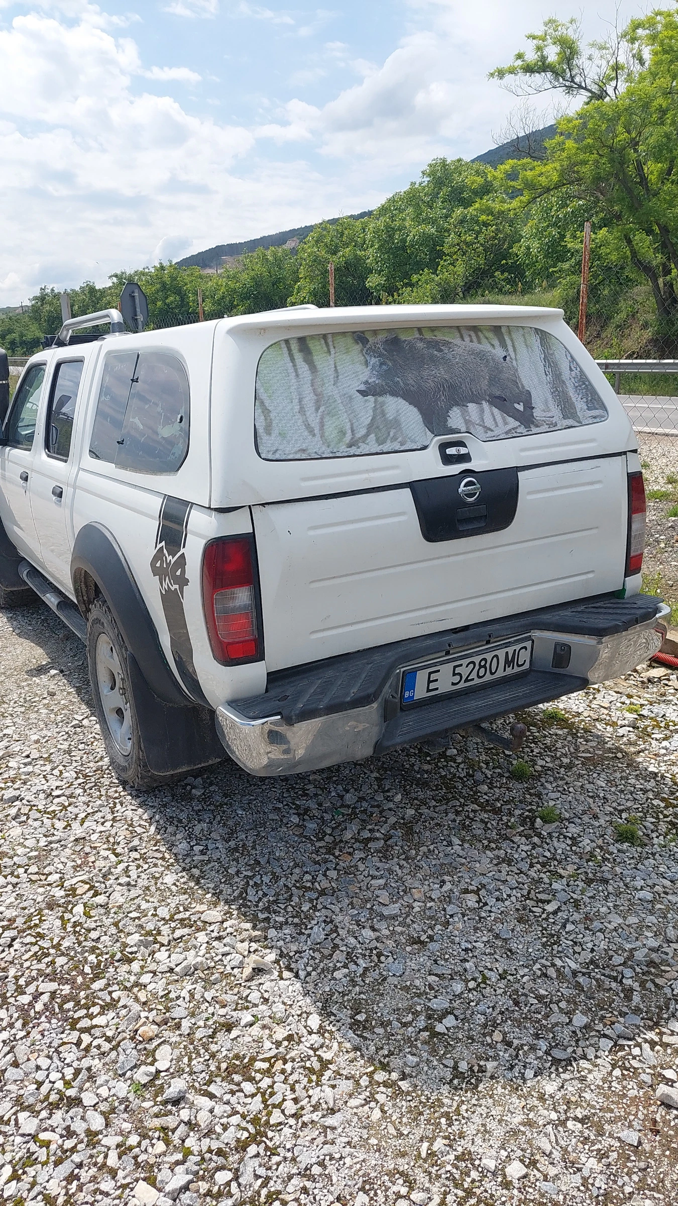 Nissan Navara 2.7 125к.с - изображение 4