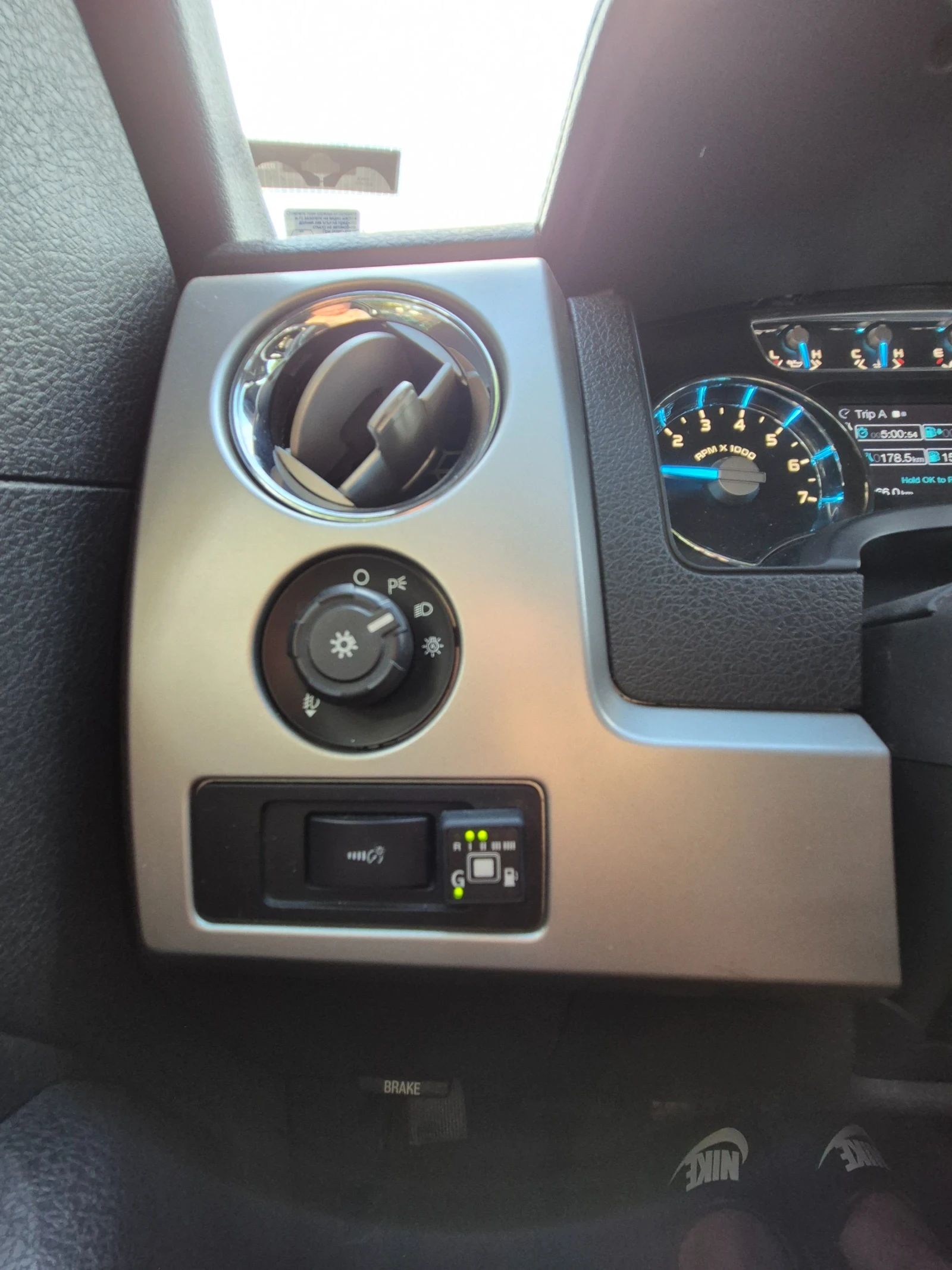 Ford F150 F150 LARIAT 5.0 COYOTE | Mobile.bg   12