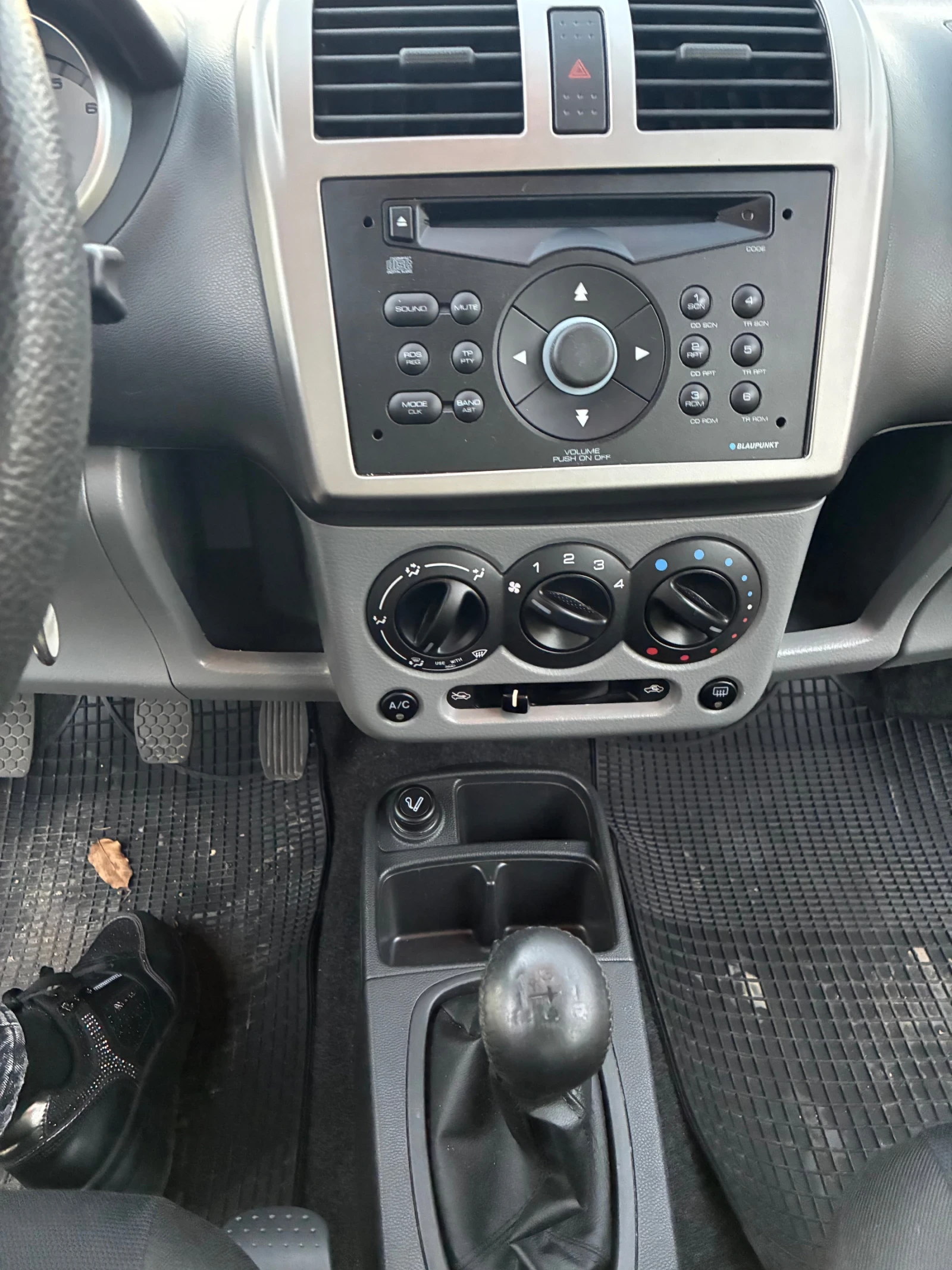 Suzuki Ignis | Mobile.bg   2