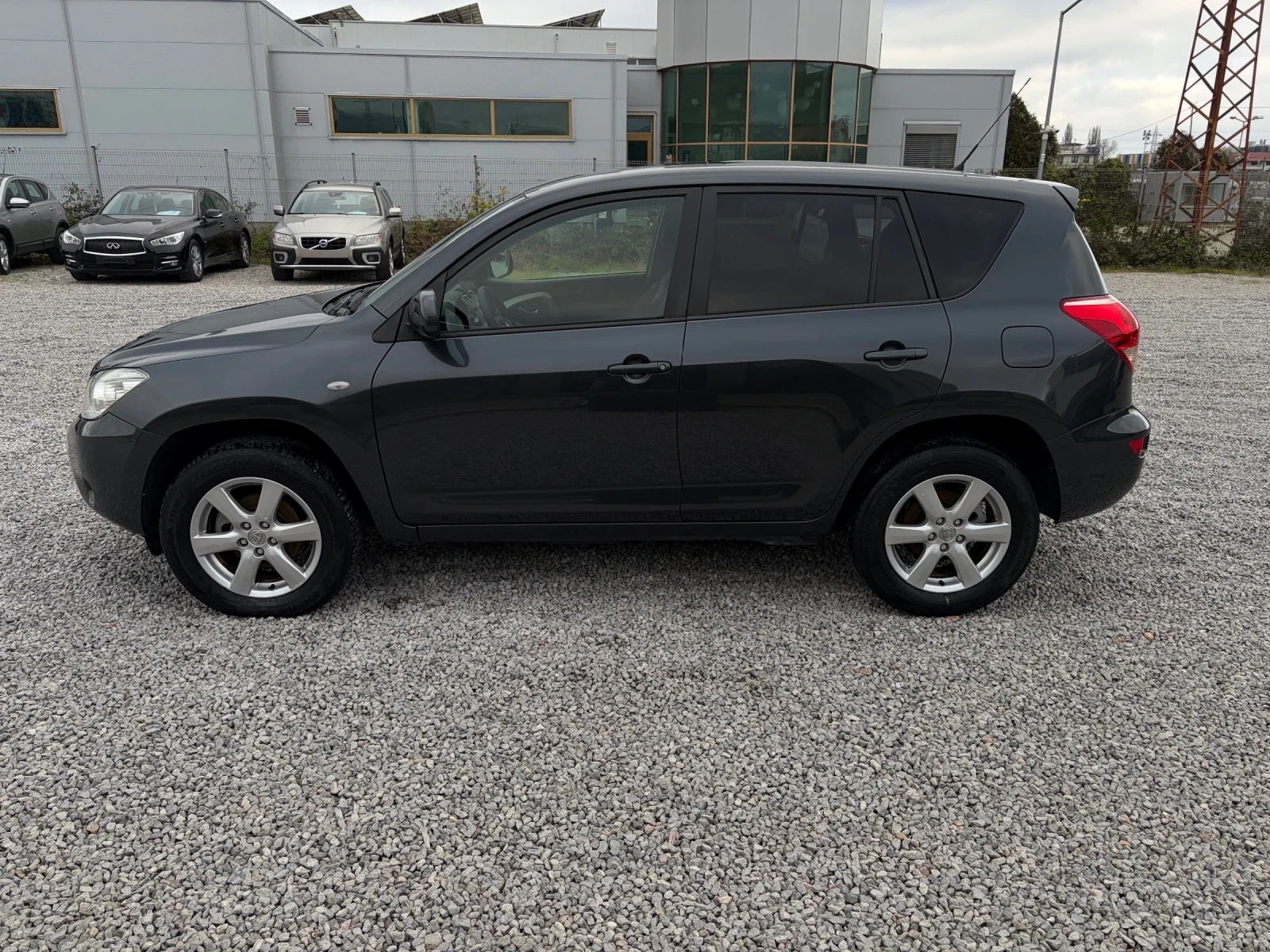 Toyota Rav4 2.2D4D-136 k.c. - изображение 3