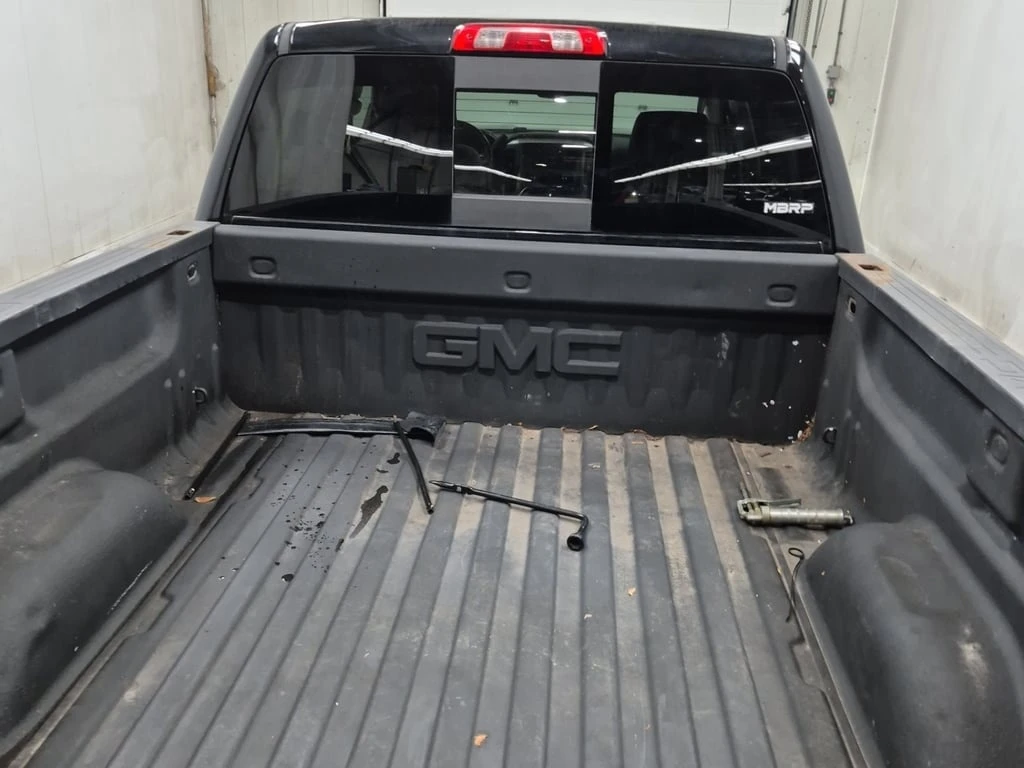 Gmc Sierra * SLT CREW CAB STD BED * CARFAX * ��� ������������ | Mobile.bg � ����������� 16