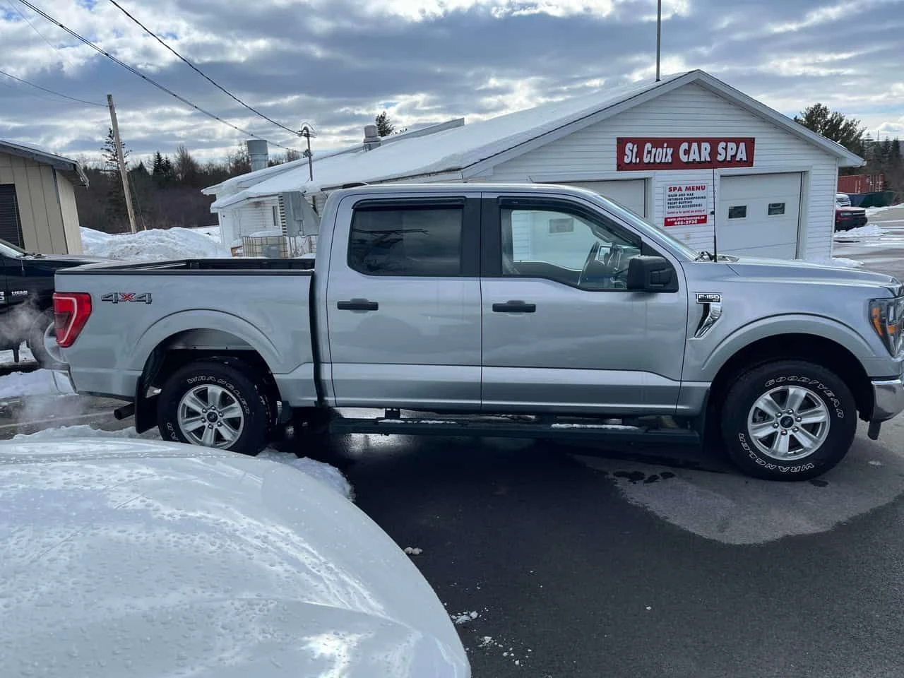 Ford F150 XL 4WD SuperCrew * Keyless * Подгреви * Carfax - изображение 3